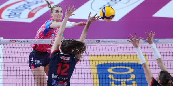 Play Off: Novara in semifinale, Chieri si arrende solo al tie break