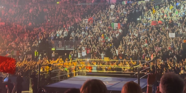 All'Unipol Arena è spettacolo WWE: tutto esaurito a Bologna