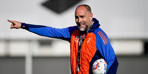Juve, tre giocatori si presentano alla Continassa nonostante il giorno libero: chi sono