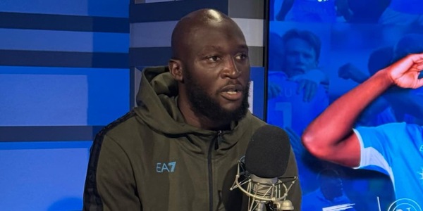 Lukaku carica il Napoli: "Non ci sentiamo sazi. Conte? Si aspetta sempre di più da me"
