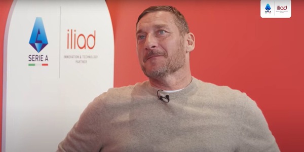 Totti e il curioso retroscena: "Quella volta che litigai con Burdisso. Se mi attacchi...". Poi il commosso ricordo del padre