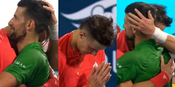 L'omaggio pazzesco di Mensik a Djokovic dopo la vittoria: il pubblico reagisce così