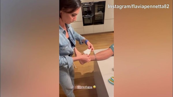 Fognini si cura a casa grazie a...Flavia Pennetta