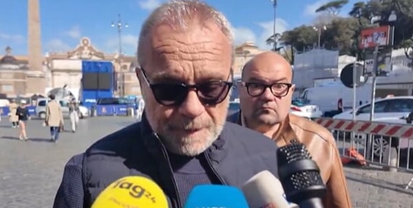 Claudio Amendola piange al funerale di Fassari: il ricordo meraviglioso