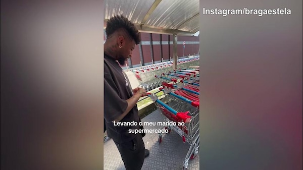 Milan, guarda Emerson Royal: il terzino in difficoltà al...supermercato