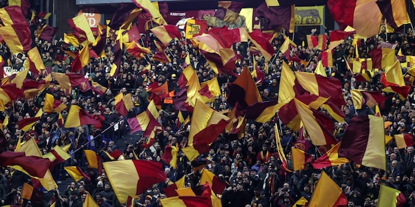 Roma a Milano senza i tifosi: i colori ingannano