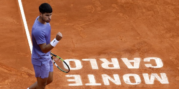 Alcaraz diventa il numero uno della Race con la finale a Montecarlo: superato Sinner