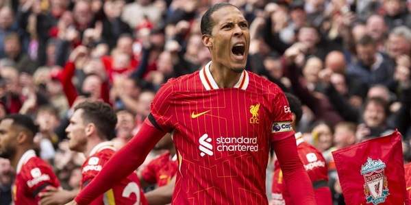 Il Liverpool batte il West Ham e avvicina il titolo. Nuova sconfitta per il Tottenham, tonfo United