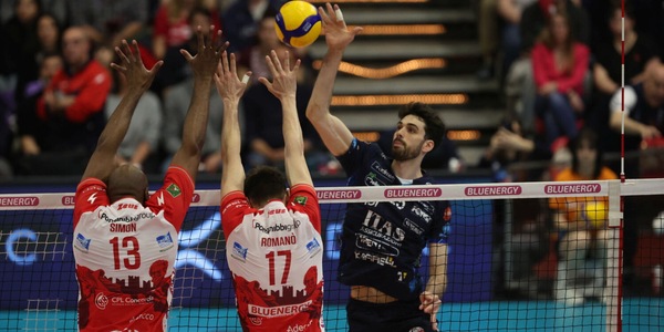 Play Off: Trento vince a Piacenza al tie break e va 2-0