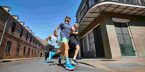 HOKA Clifton 10, prestazioni all'insegna di un'ammortizzazione ultraleggera