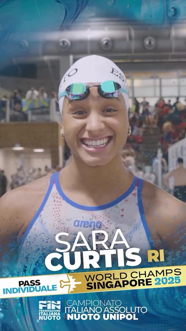 Sara Curtis, il sorriso dopo il record dei 100 stile libero femminili