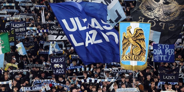 Lazio, la carica dei 53mila tifosi biancocelesti per una notte che vale un sogno