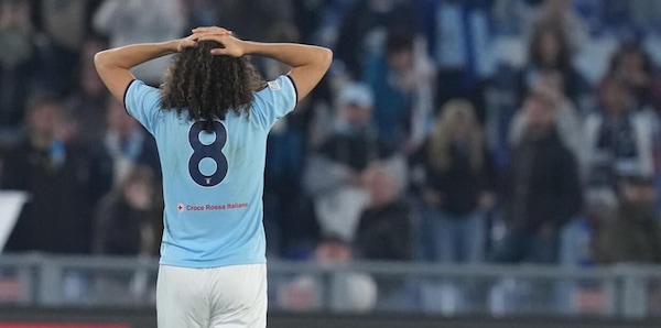 Guendouzi furioso, la frase urlata ai compagni sulle scale dopo i rigori: "Bisognava..."