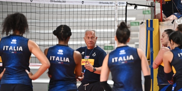 Velasco ha convocato 16 azzurre al Centro Pavesi