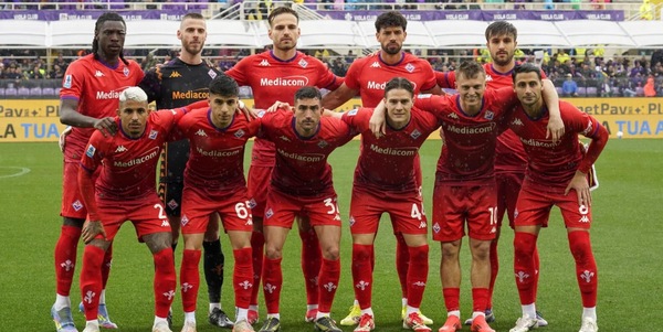 Fiorentina costretta a scendere dall'aereo: la rabbia dopo la decisione sui recuperi