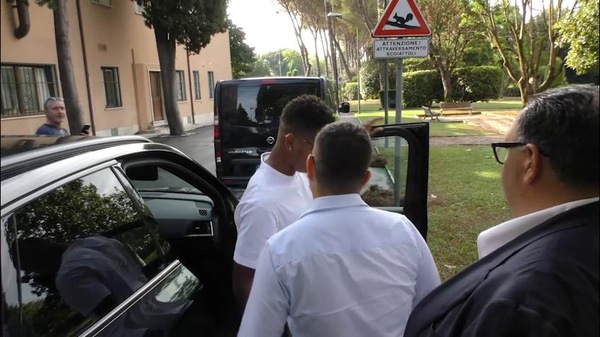 Guaio Napoli, Neres rischia di aver finito la stagione
