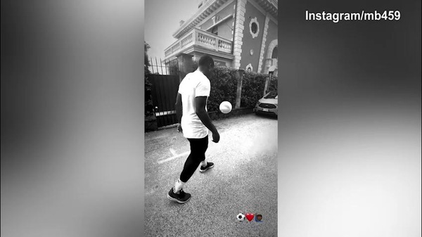 Balotelli non perde il tocco: che classe con i palleggi