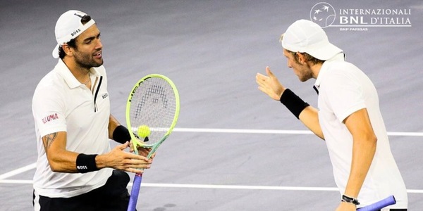 Berrettini, che sorpresa: ecco con chi giocherà in doppio a Roma