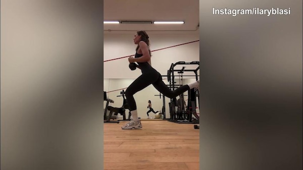 Domenica mattina in palestra per Ilary Blasi