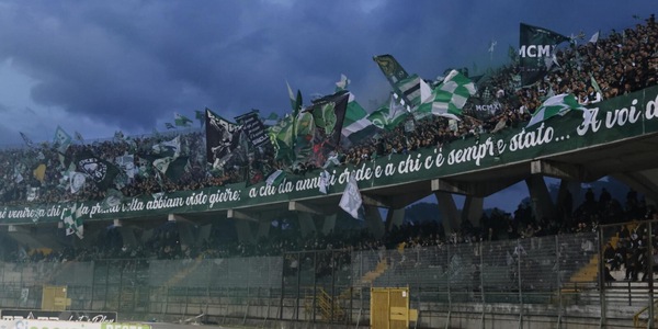 Avellino insaziabile: i tifosi chiedono il nuovo stadio Partenio subito