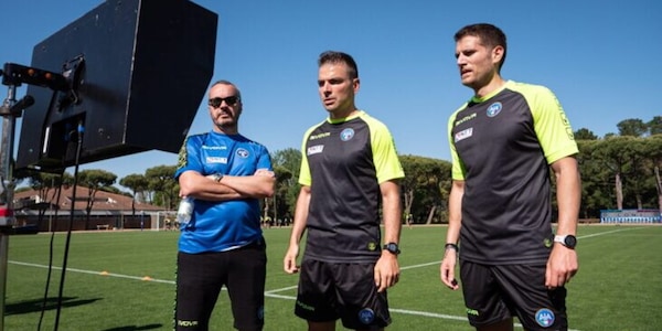 Serie C, gli arbitri si preparano per il Var nei playoff e playout: c'è una novità
