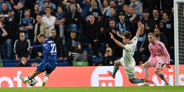 Chelsea in finale di Conference League, Maresca sorride: Djurgarden ko