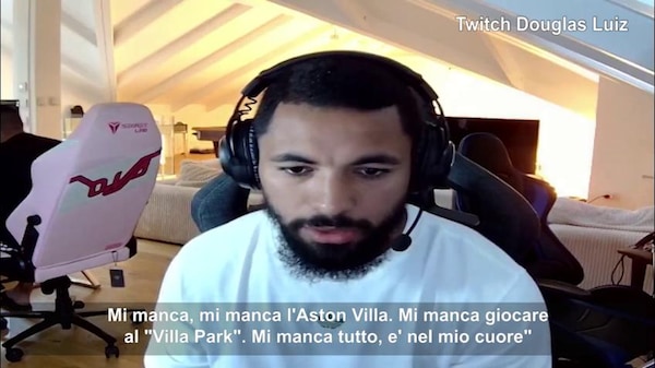 Juve, Douglas Luiz ci ricasca via social: "Mi manca l'Aston Villa"