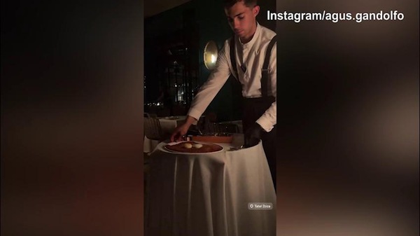 Lady Martinez e Lautaro, cena romantica a Ibiza