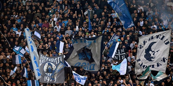 Napoli-Cagliari, partita la vendita dei biglietti. Juve, pronta la maxi offerta per Osimhen