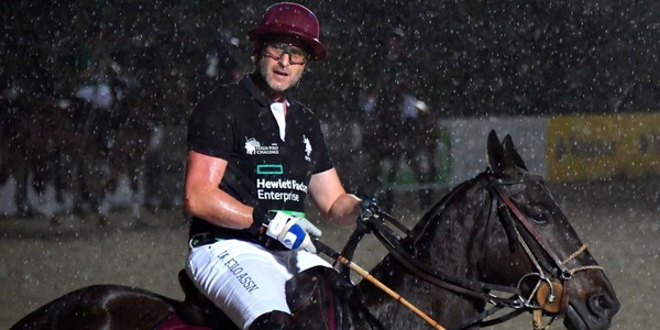Italia Polo Challenge, la serata speciale del napoletano Facello: "Con le gambe sul cavallo, con la testa al 'Maradona'"