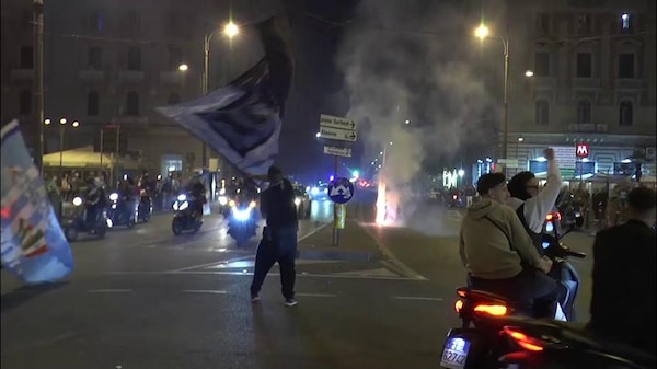 Napoli campione d'Italia, esplode la festa in città!