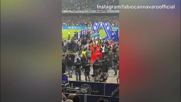 Fabio Cannavaro: "É so' 4...."