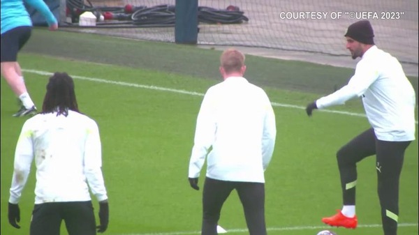Napoli, De Bruyne in chiusura