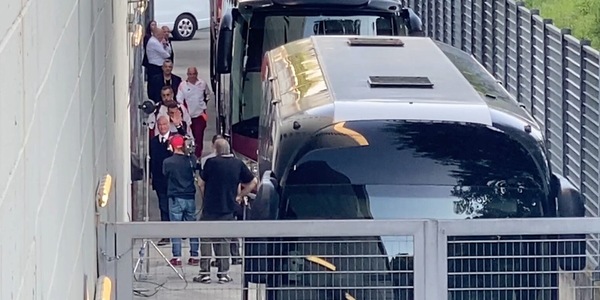Roma, il calore dei tifosi del Torino per Ranieri: “Un grande uomo, peccato non averlo avuto qui”