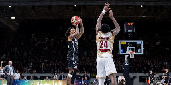 Virtus Bologna infinita, piega Venezia e vola in semifinale contro Milano