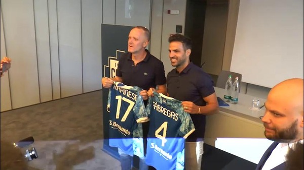 Fabregas, il Como dice no all'Inter