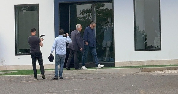 Lazio, riecco Sarri a Formello: accoglienza speciale dei tifosi