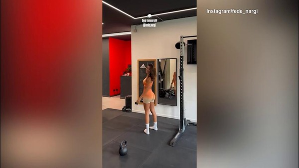 Nargi scherza in palestra: "Visto che costanza?"