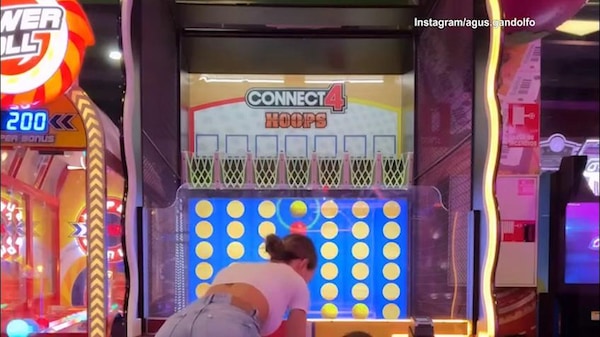 Lady Martinez, basket in sala giochi