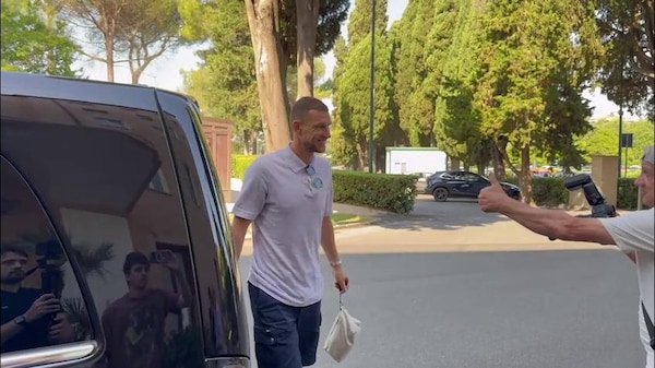 Fiorentina, visite mediche per Edin Dzeko