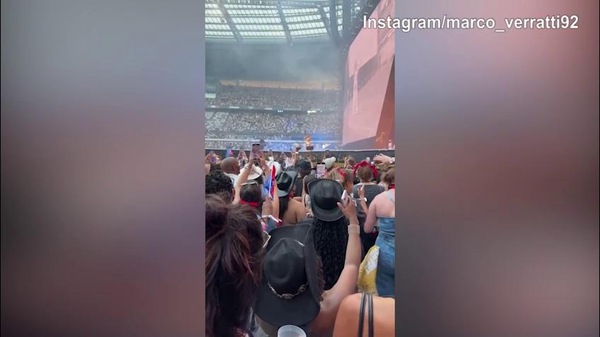 Beyoncè canta allo "Stade de France", Verratti assiste al concerto