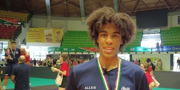 Volley Mercato: Gioele Taiwo chiude il reparto dei centrali di Cantù