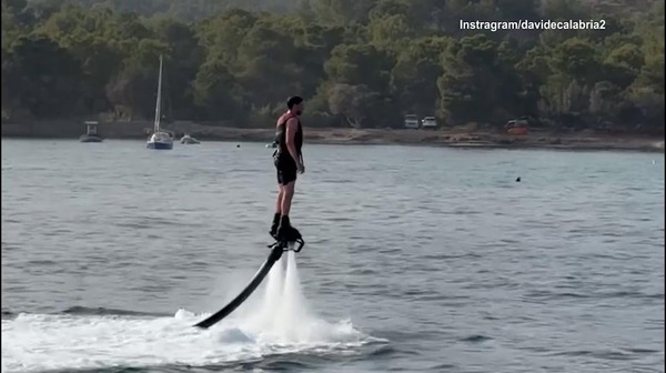 Calabria vola col flyboarding