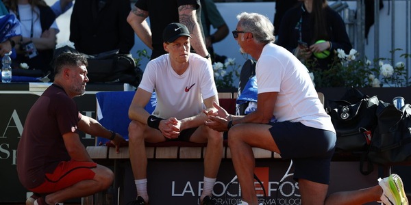 Retroscena Sinner, rivoluzione prima di Wimbledon: i possibili motivi dell'addio a Panichi e Badio