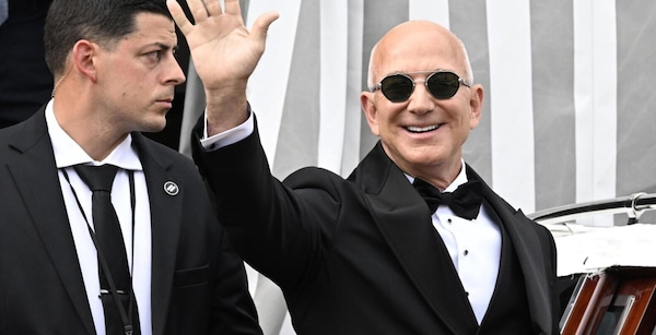 Fatti e cifre sul matrimonio di Jeff Bezos: il cantante italiano ha fatto piangere tutti