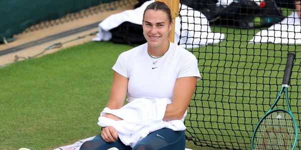 Sabalenka ricorda l'allenamento con Sinner: "Dieci minuti e..."