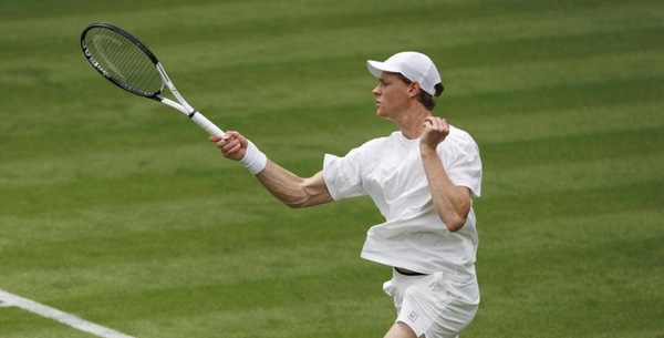 Sinner batte Nardi a Wimbledon in tre set: adesso tocca a Vukic