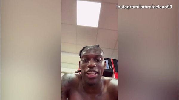 Milan, Leao e Chukwueze "stremati" dall'allenamento