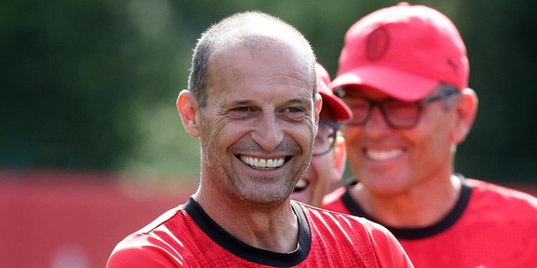 Allegri carica il Milan: "Non guardiamoci dietro, l'obiettivo è tornare in Champions. E sul mercato..."