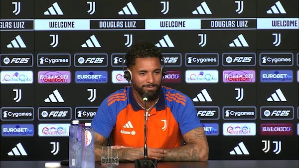 Juventus, Douglas Luiz assente ingiustificato alla Continassa